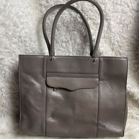 Rebecca Minkoff leather gray large shoulder bag with silver tone hardwares. - Picture 4 of 14